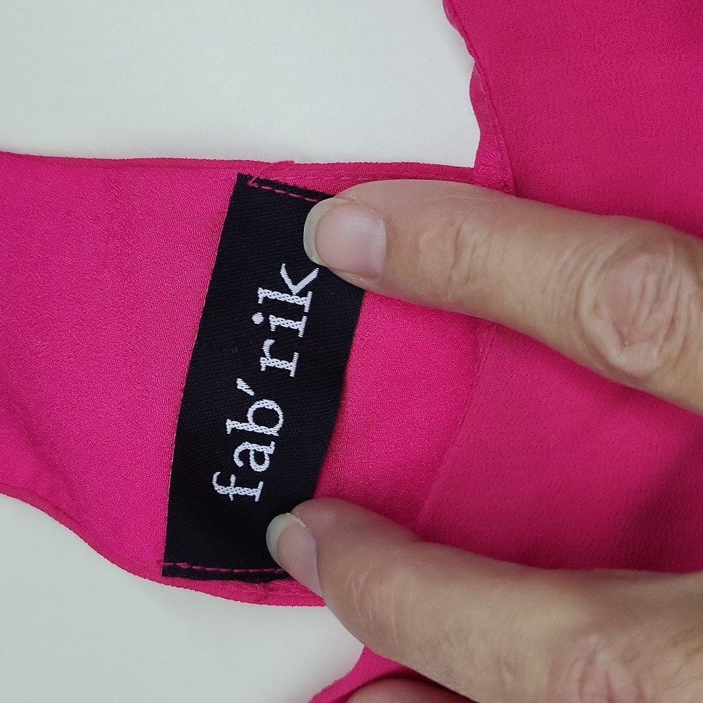 fab rik Dress - Picture 2 of 6